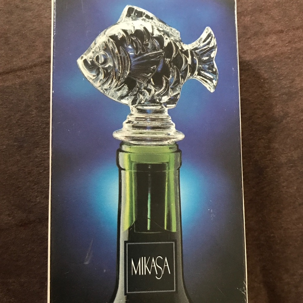 Great 🎁 wine bottle stopper POOS